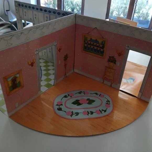 Madeline Pop Up Doll House with Carry Case - Vintage, Rare - Picture 2 of 15